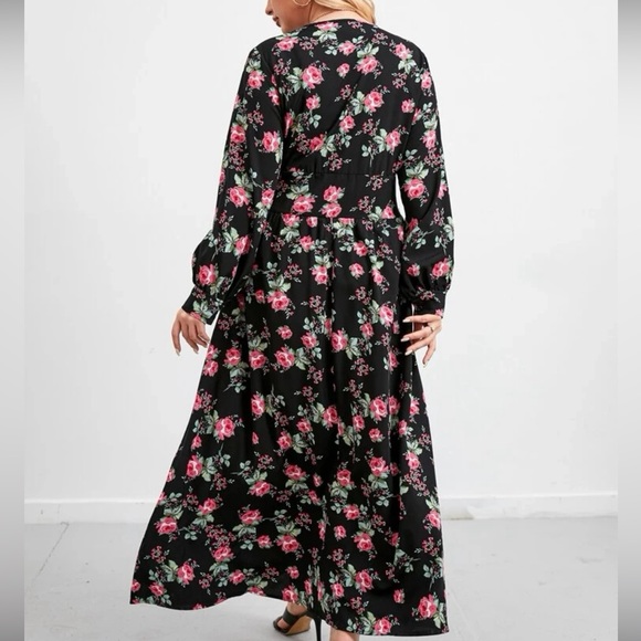 SHEIN 4XL Dress - Picture 2 of 4